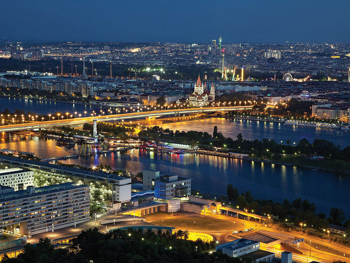 La città di Mozart e i fasti della corte Austriaca